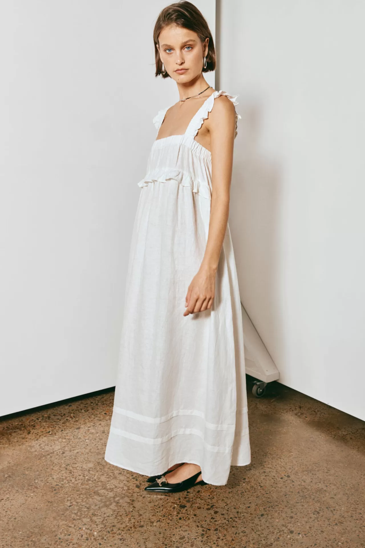 Discount VRG GRL Curate & Create Smock Maxi Dress White