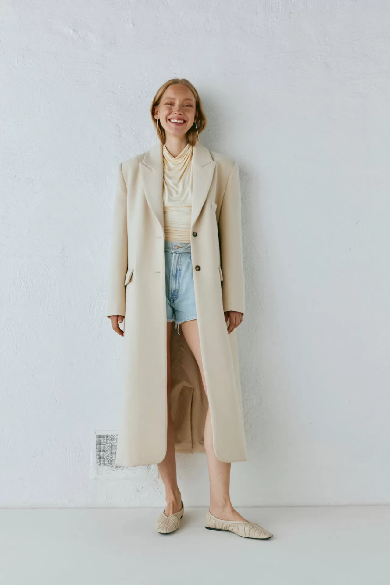 Hot VRG GRL Dua Trench Coat Cream