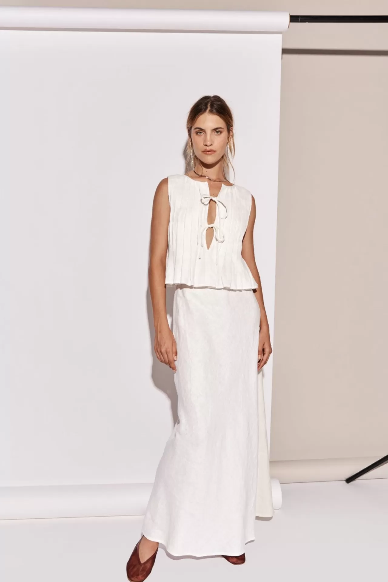 Hot VRG GRL Ena Linen Bias Cut Maxi Skirt White