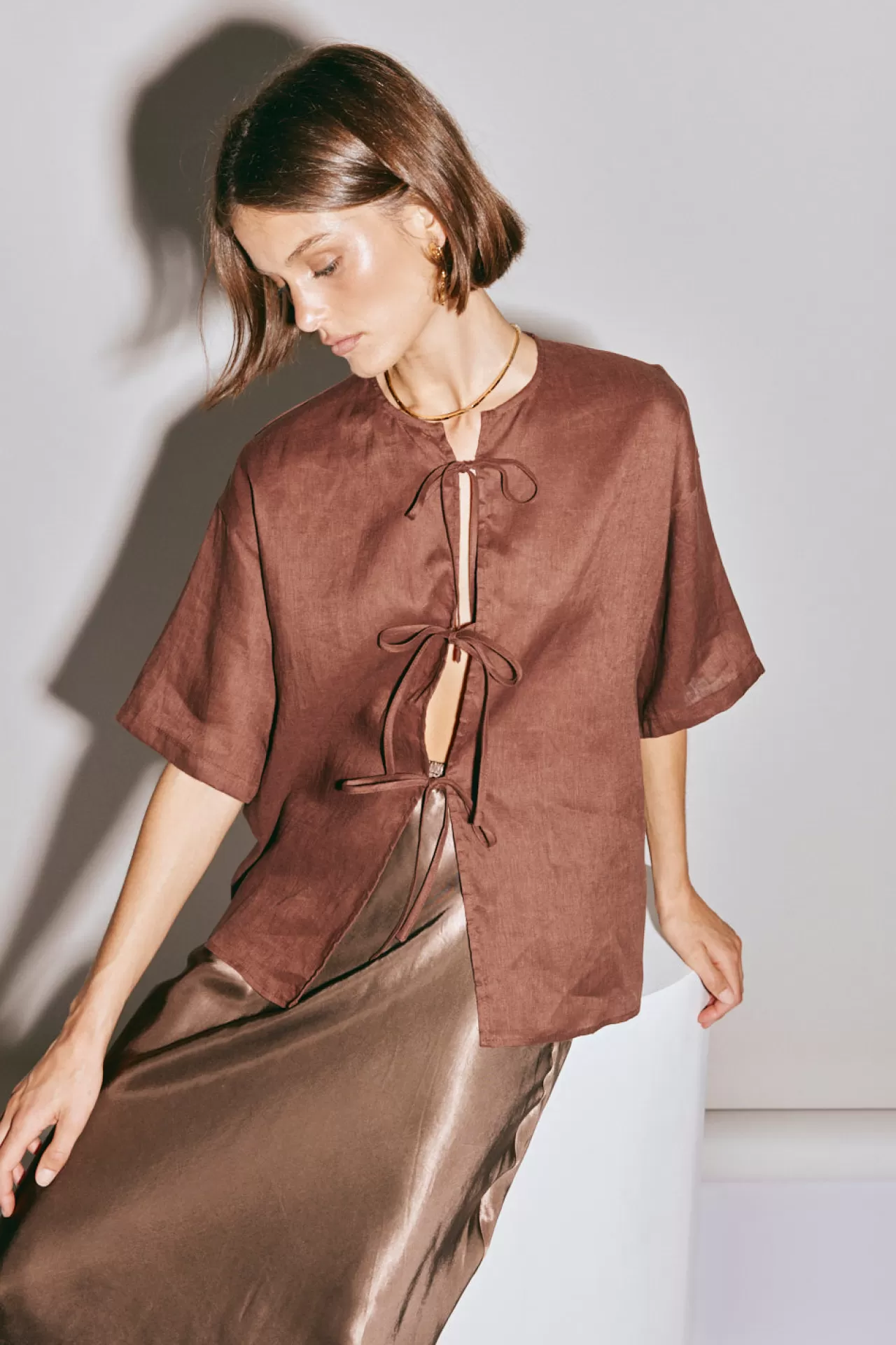 Online VRG GRL Naomi Linen Smock Top Umber