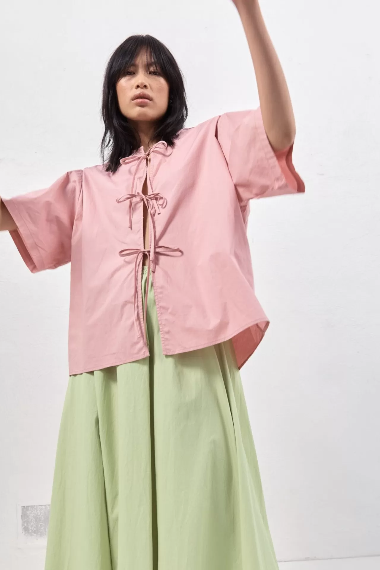 New VRG GRL Naomi Smock Top Rose