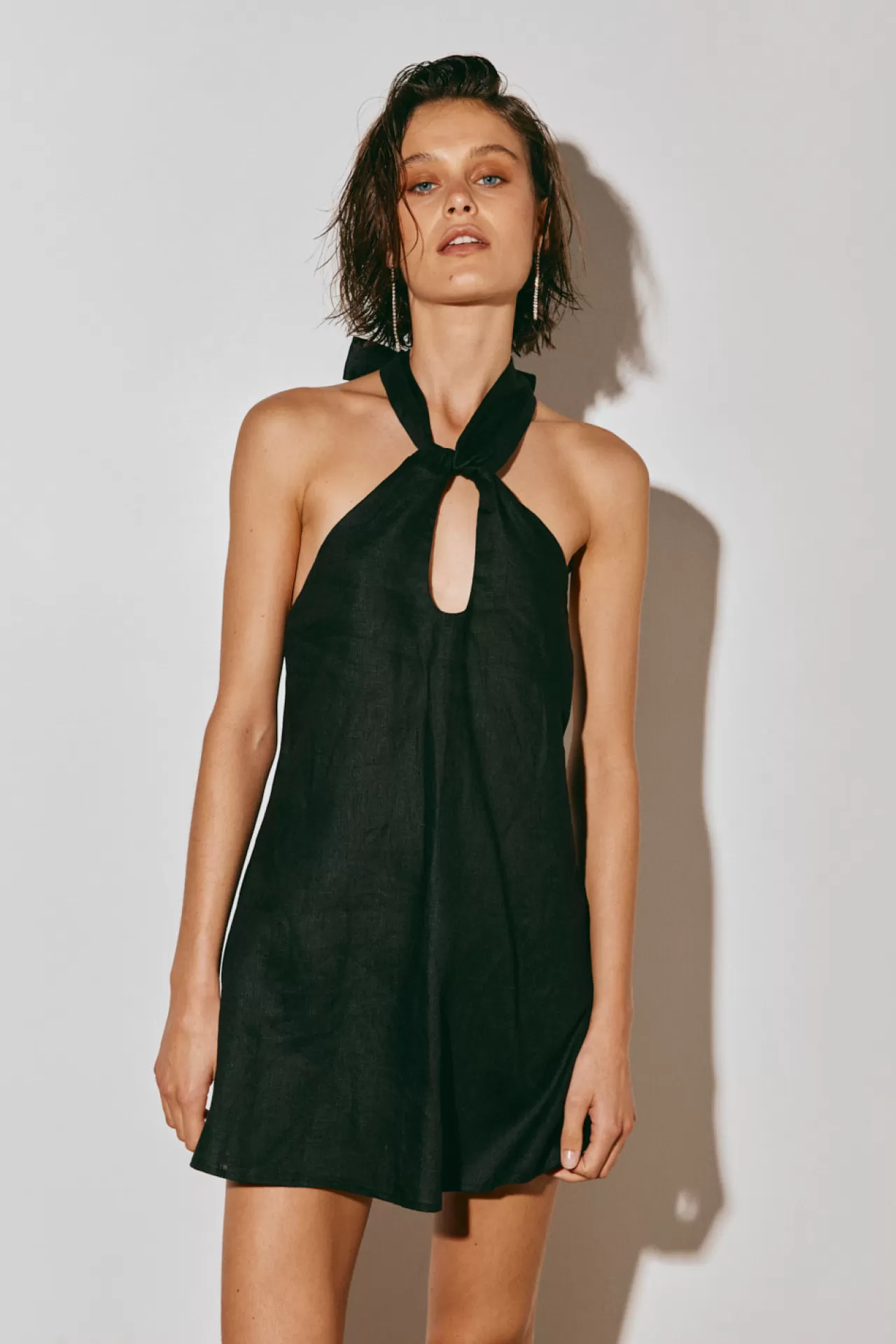 Clearance VRG GRL Natassia Linen Halter Mini Dress Black