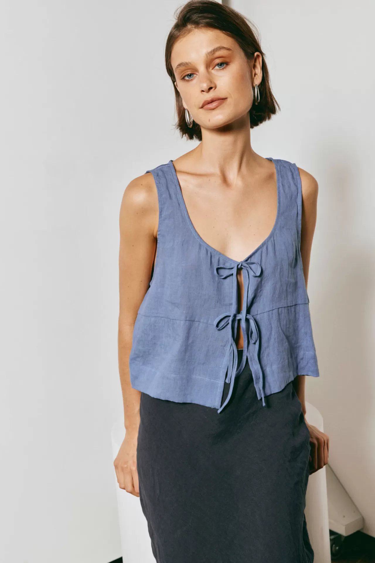 Fashion VRG GRL Nessa Linen Smock Top Navy