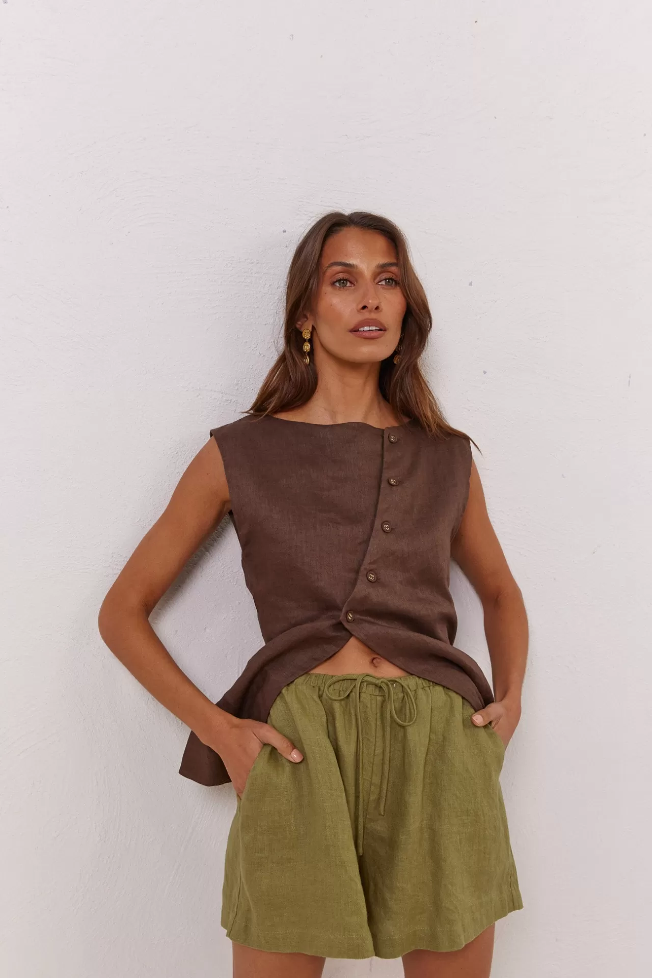 Hot VRG GRL Nettie Linen Shorts Olive