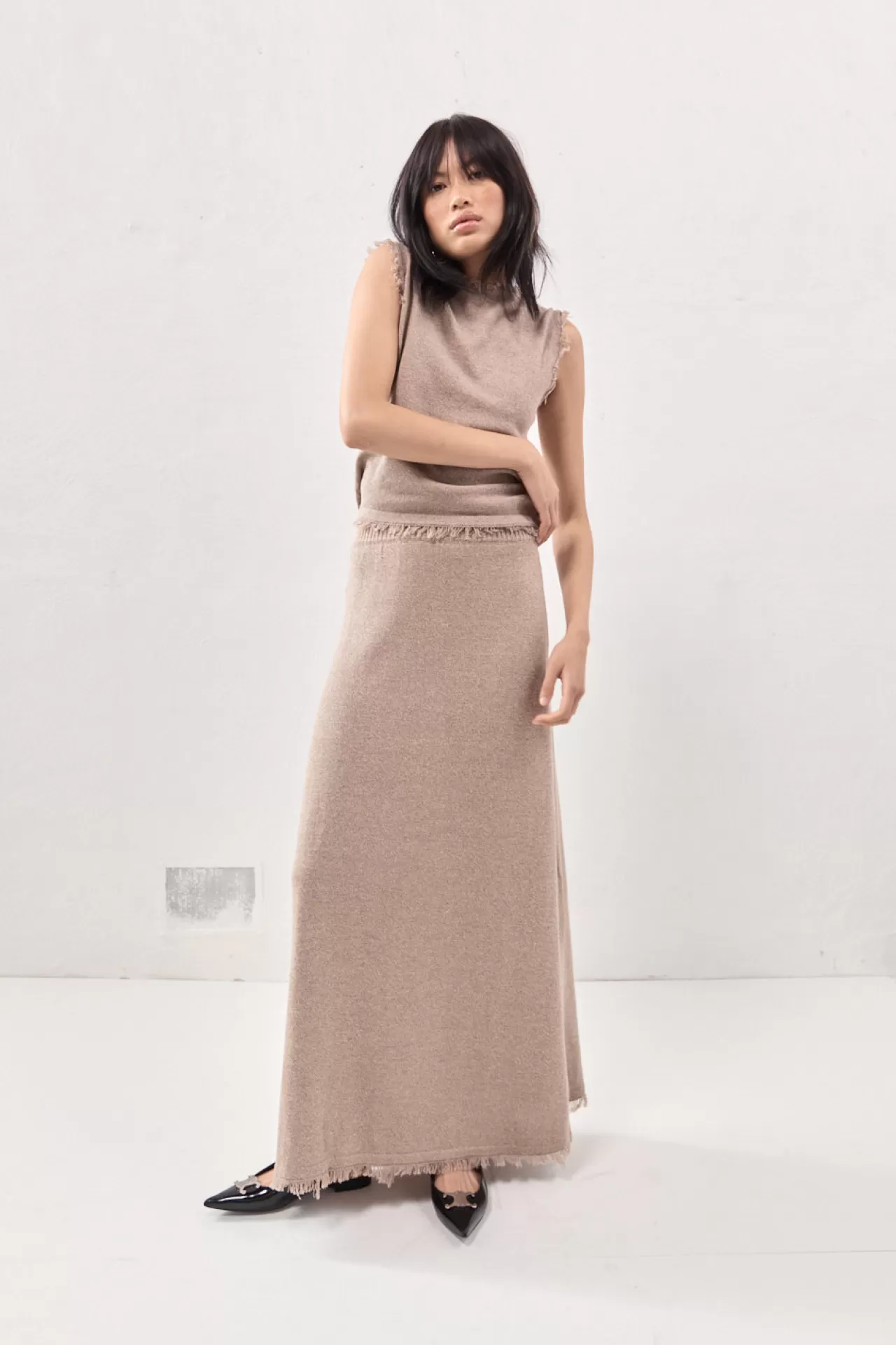 Best VRG GRL Rowe Knit Maxi Skirt Mocha